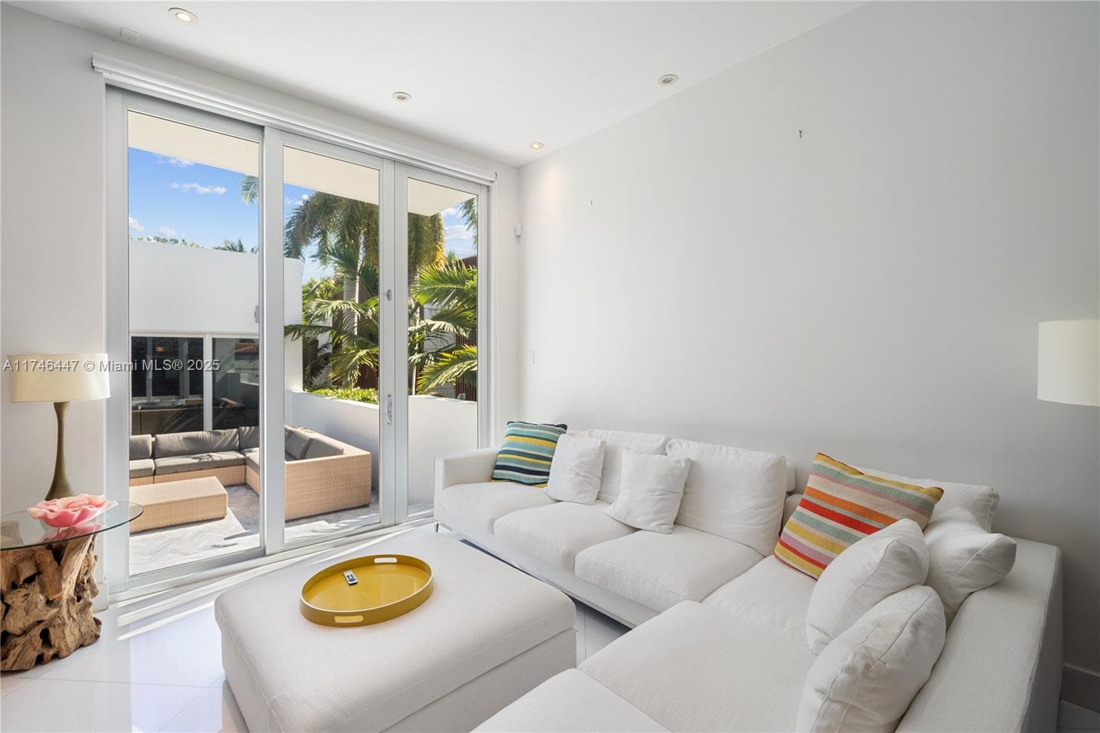 227 E DILIDO DR, Miami Beach FL 33139 — 73