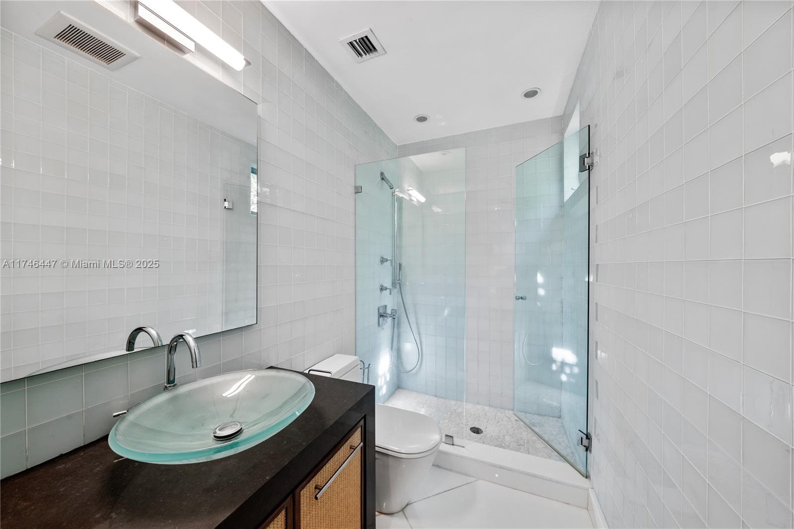 227 E DILIDO DR, Miami Beach FL 33139 — 79