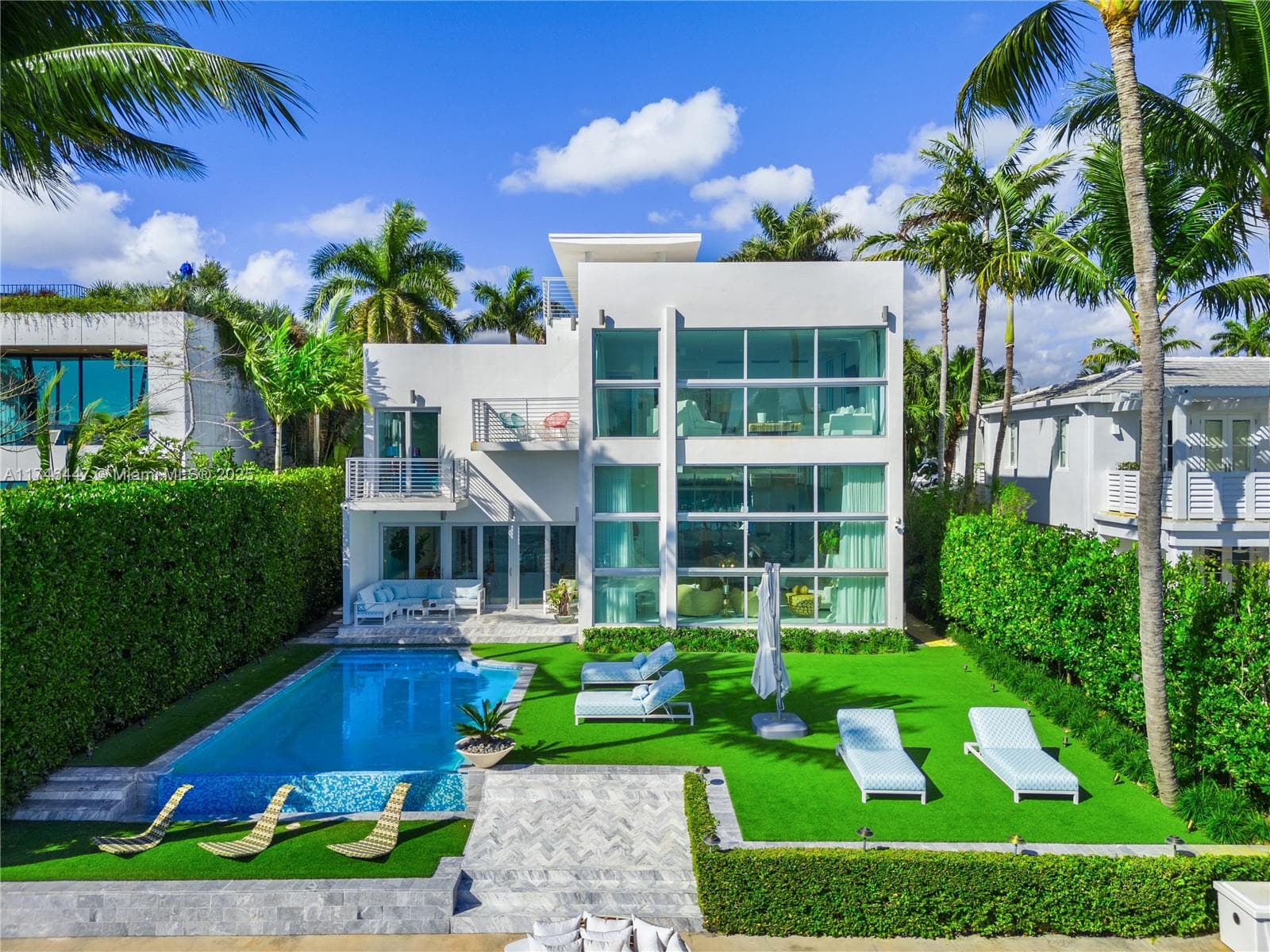 227 E DILIDO DR, Miami Beach FL 33139 — 14