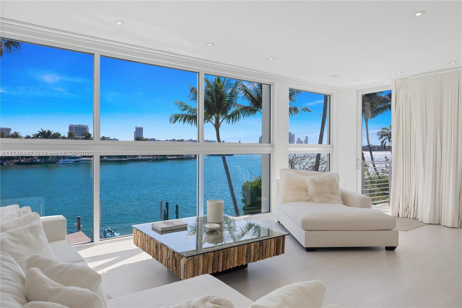 227 E DILIDO DR, Miami Beach FL 33139 — 41