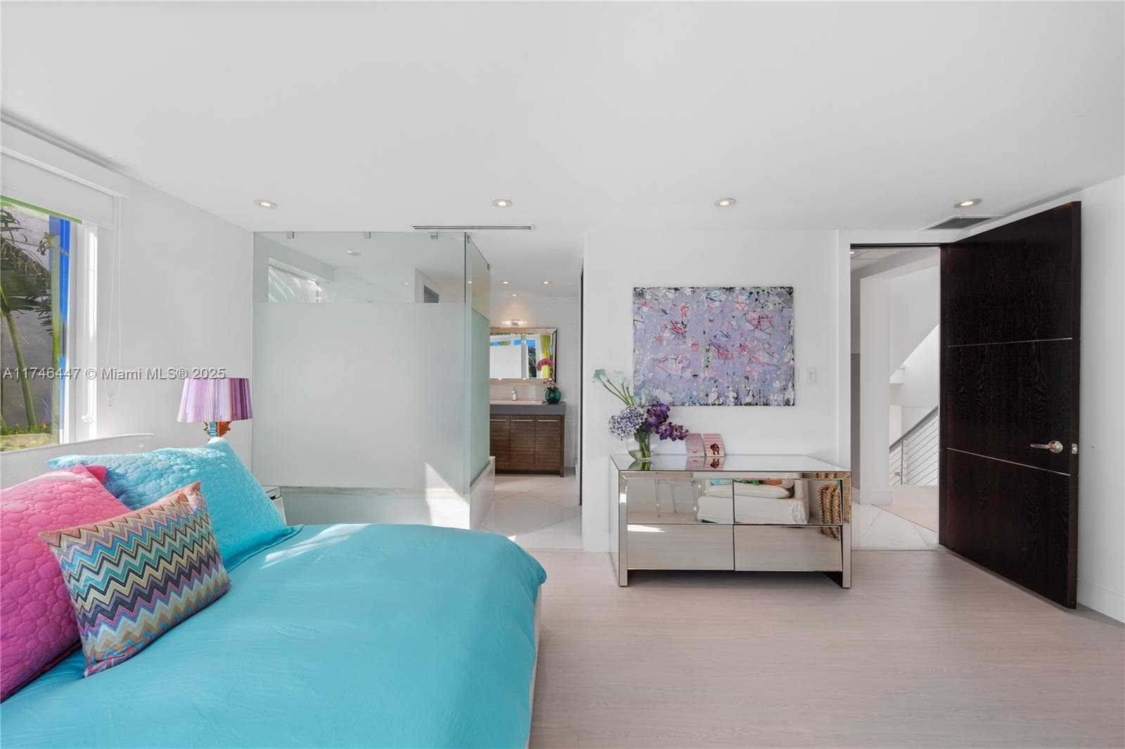 227 E DILIDO DR, Miami Beach FL 33139 — 50