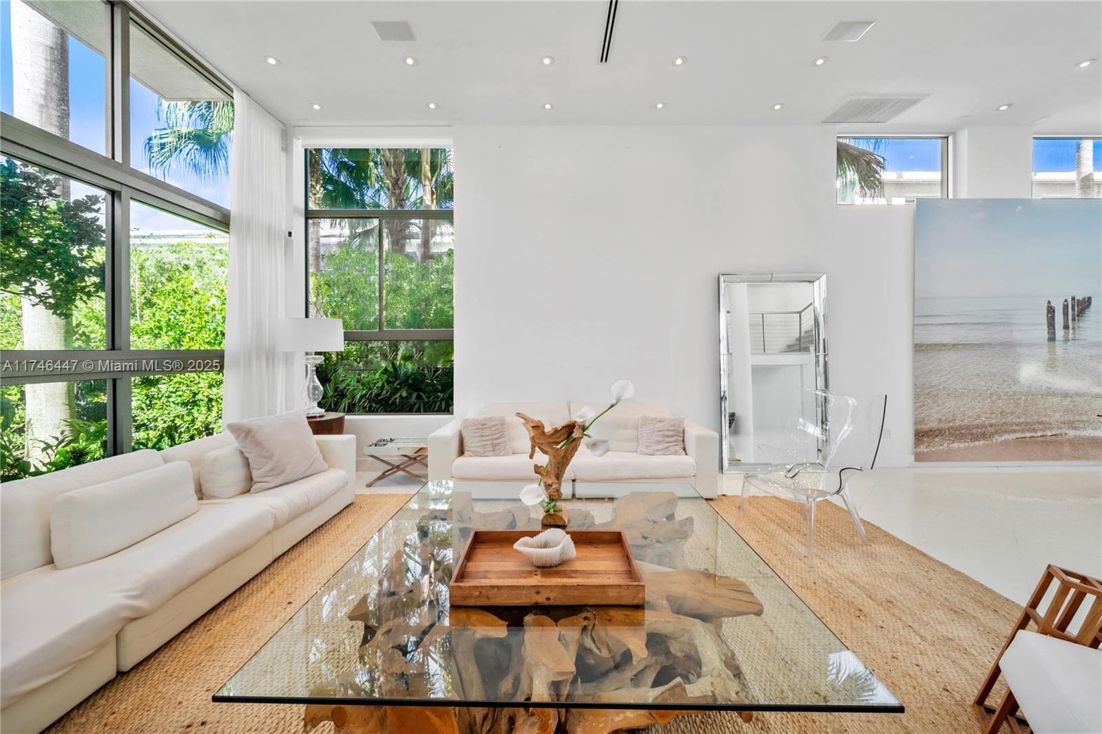227 E DILIDO DR, Miami Beach FL 33139 — 25