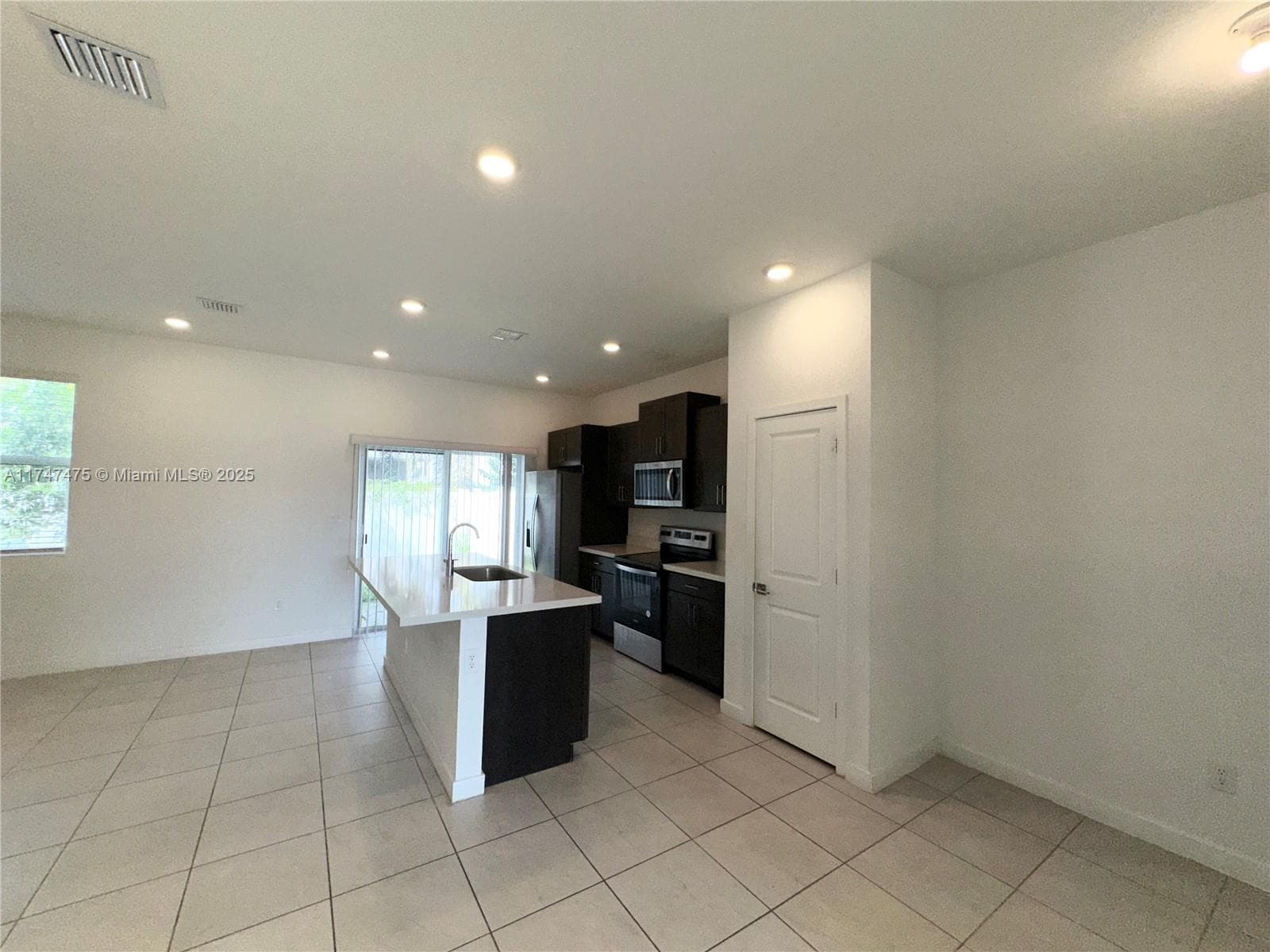 1848 SE 7 Ter # 1848, Homestead FL 33034 — 20