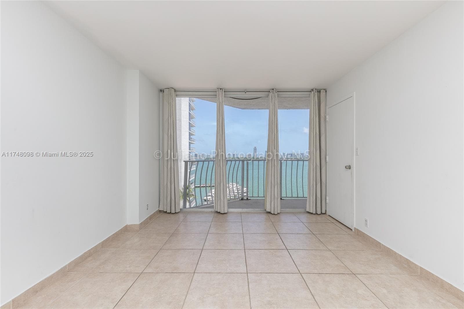 7601 E Treasure Dr # 1108, North Bay Village FL 33141 — 12