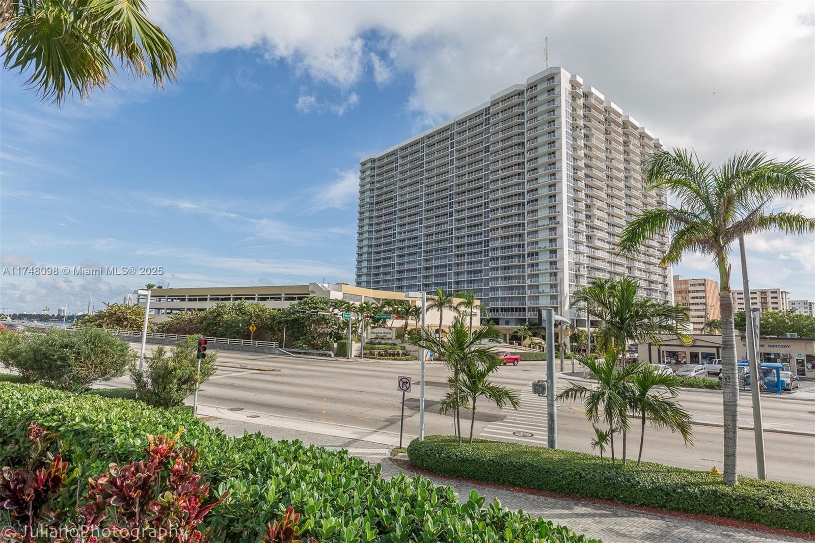 7601 E Treasure Dr # 1108, North Bay Village FL 33141 — 22