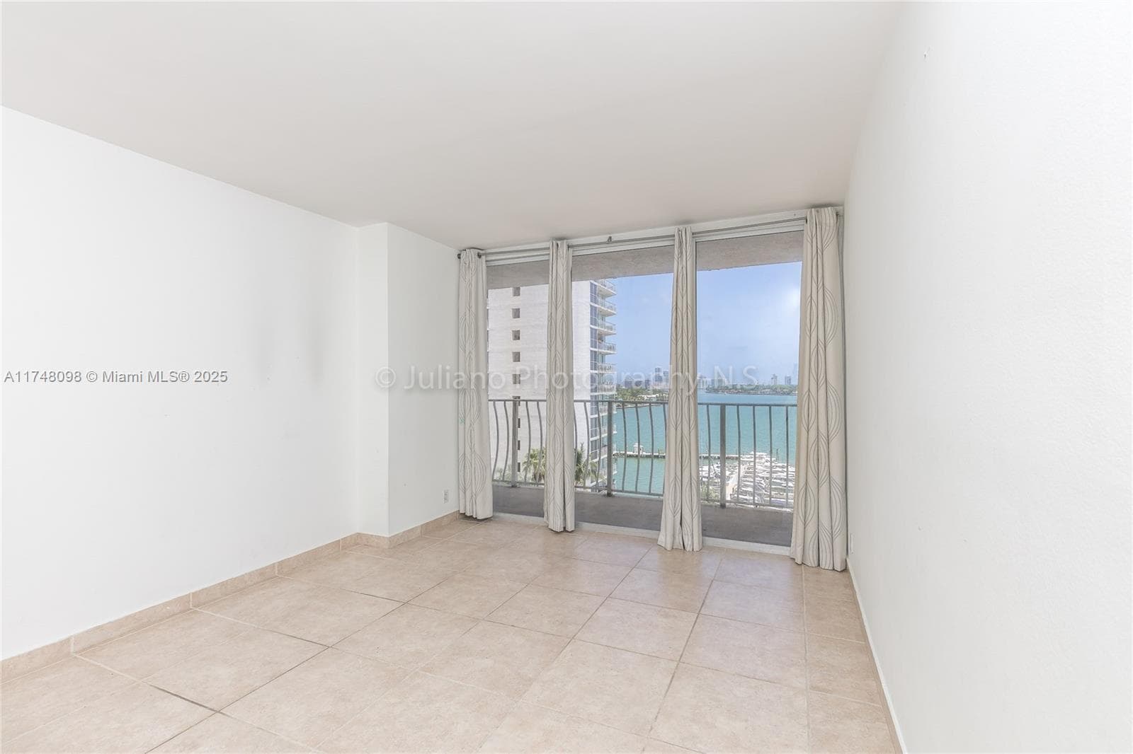 7601 E Treasure Dr # 1108, North Bay Village FL 33141 — 14
