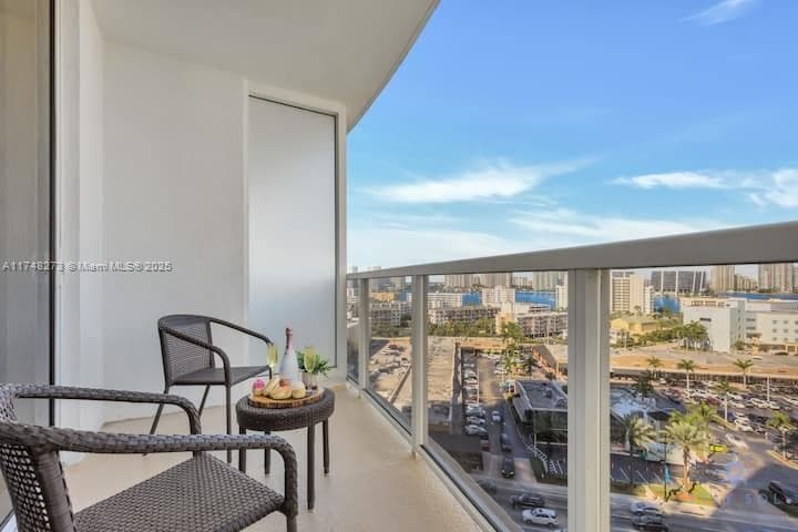 18001 Collins Ave # 903, Sunny Isles Beach FL 33160 — 2