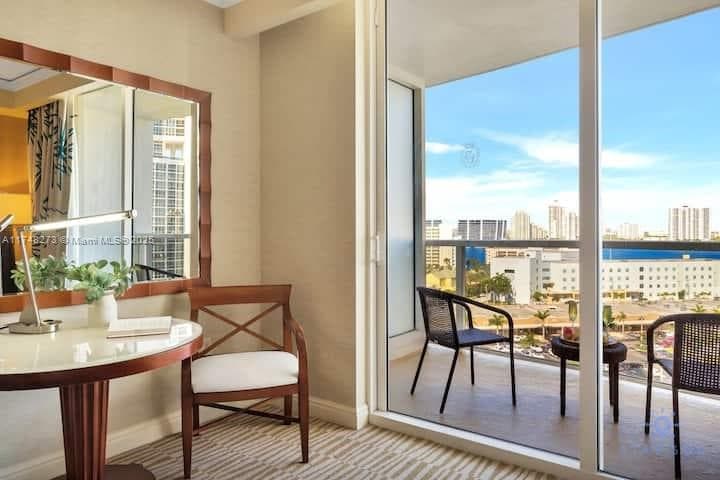 18001 Collins Ave # 903, Sunny Isles Beach FL 33160 — 6