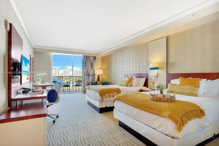 18001 Collins Ave # 903, Sunny Isles Beach FL 33160 — 4