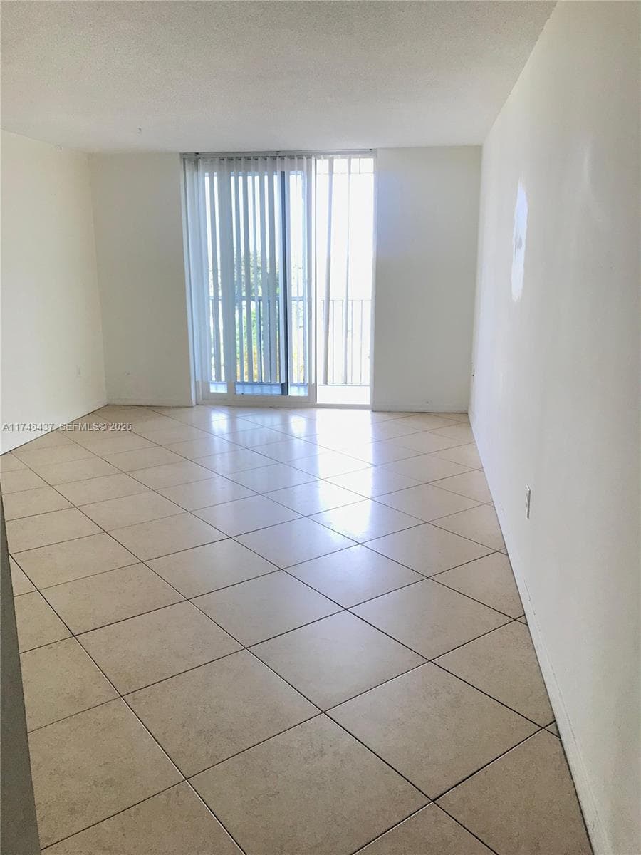 16950 W Dixie Hwy A631 Hwy # 631, North Miami Beach FL 33160 — 7