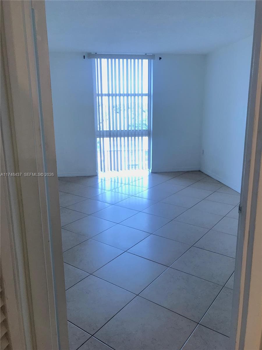 16950 W Dixie Hwy A631 Hwy # 631, North Miami Beach FL 33160 — 10