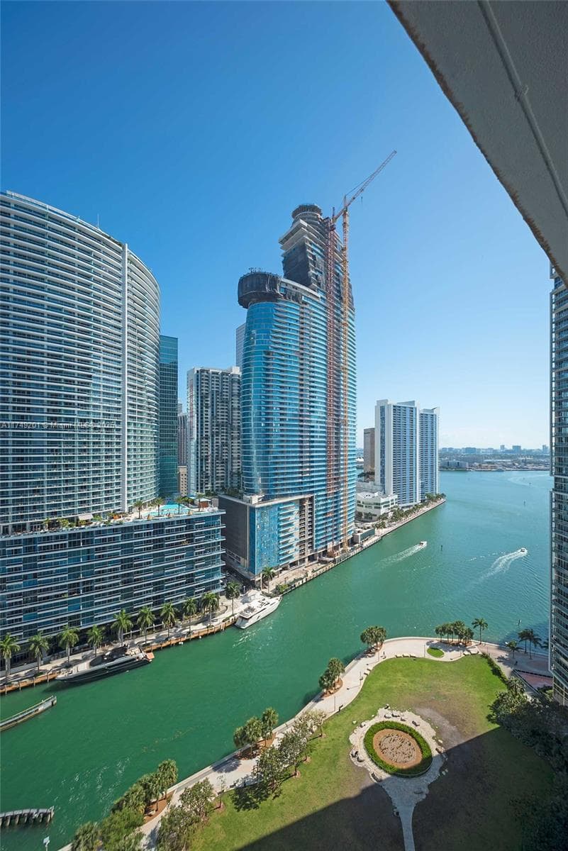 485 Brickell Ave # 2603, Miami FL 33131 — 4