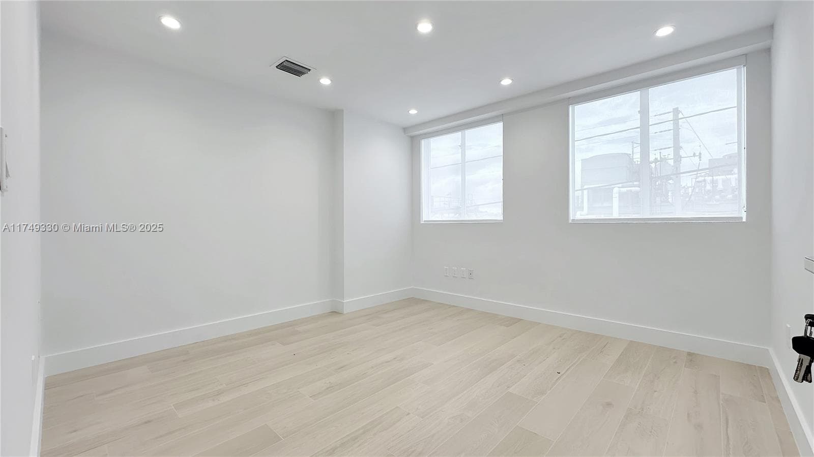 6700 NE 2nd Ct # 4, Miami FL 33138 — 22