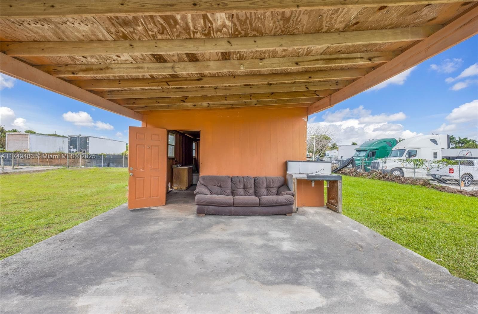 13609 SW 199 Ave, FL 33196 — 28