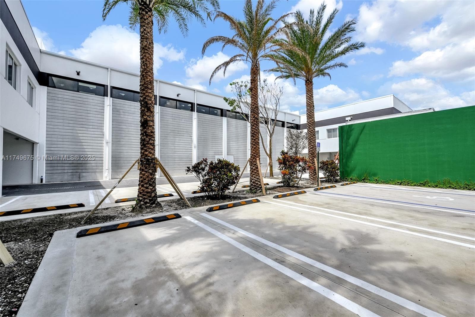 210 NE 68th St # 1, Miami FL 33138 — 14