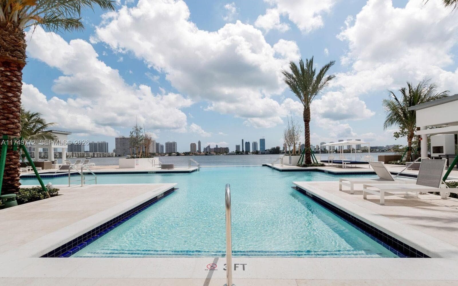 17111 Biscayne Blvd # 2001, North Miami Beach FL 33160 — 36