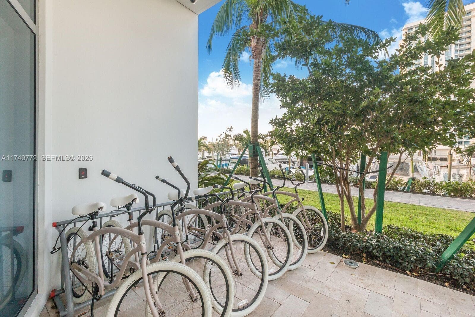 17111 Biscayne Blvd # 2001, North Miami Beach FL 33160 — 49
