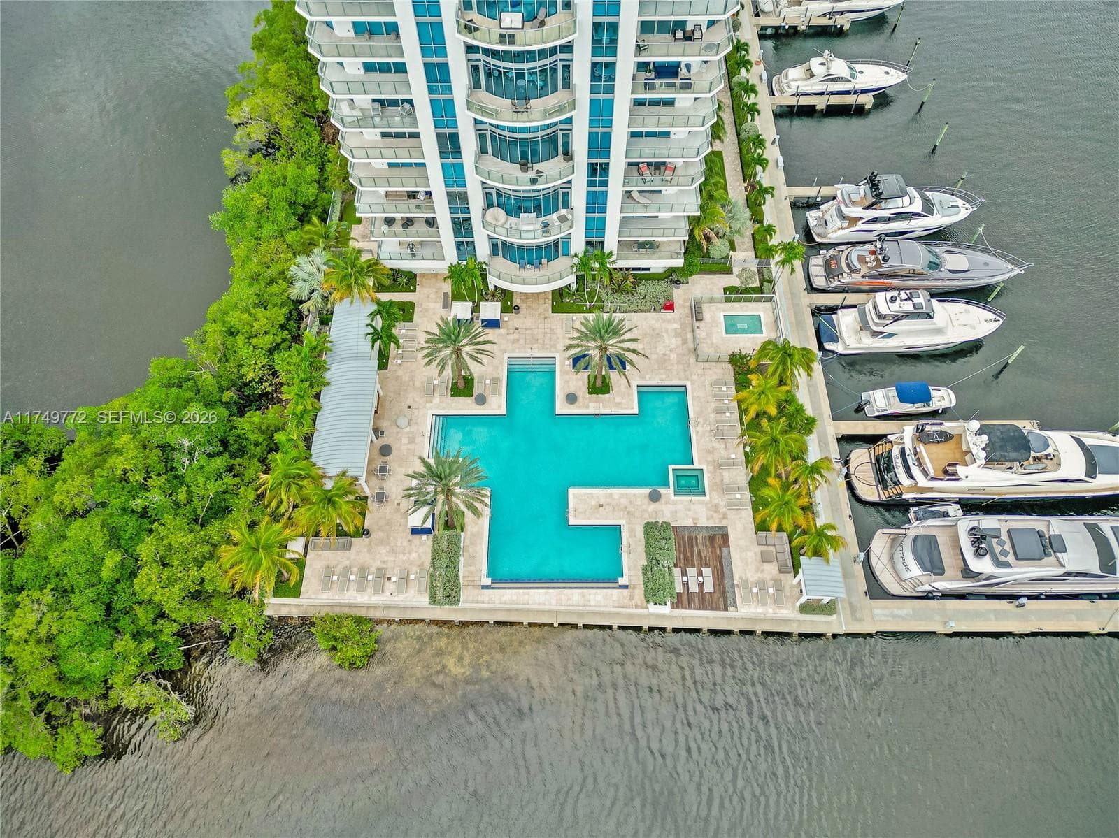 17111 Biscayne Blvd # 2001, North Miami Beach FL 33160 — 41