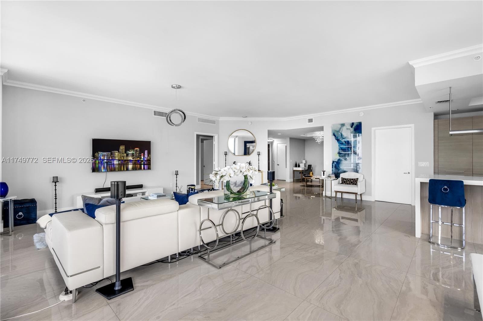 17111 Biscayne Blvd # 2001, North Miami Beach FL 33160 — 15