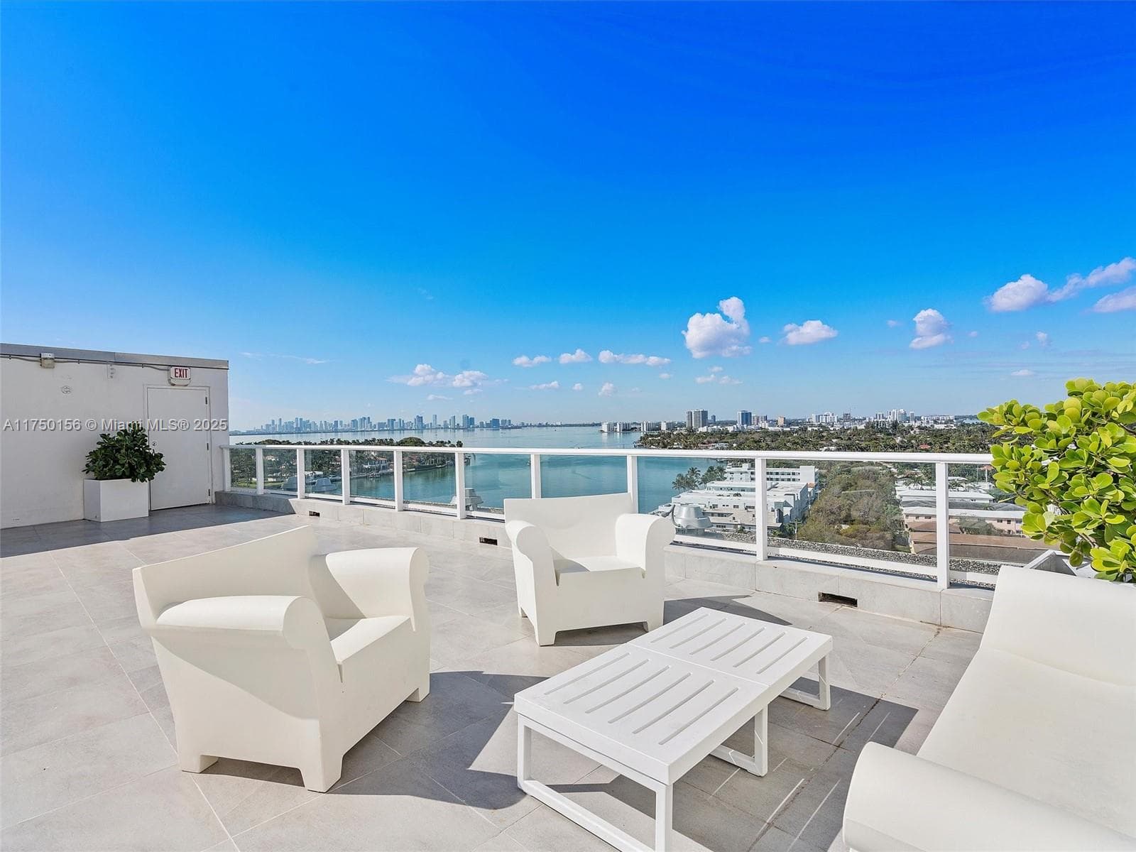 900 Bay Dr, Miami Beach FL 33141 — 18