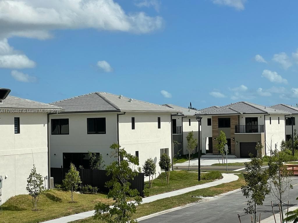 302 NW 11th Ct, Florida City FL 33034 — 15