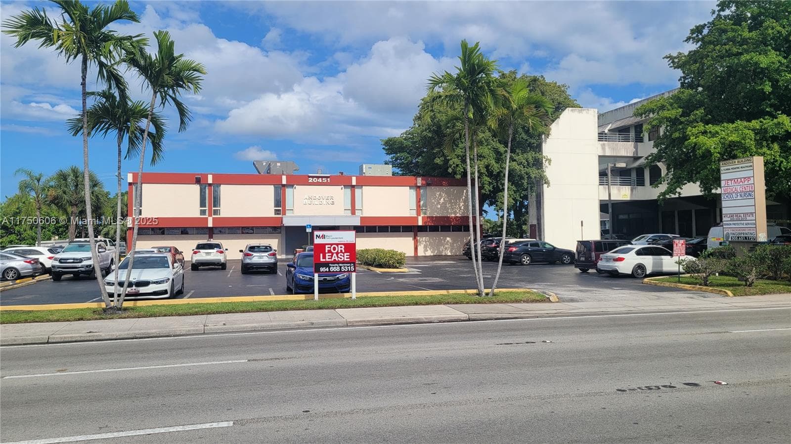 Miami Gardens, FL — 1