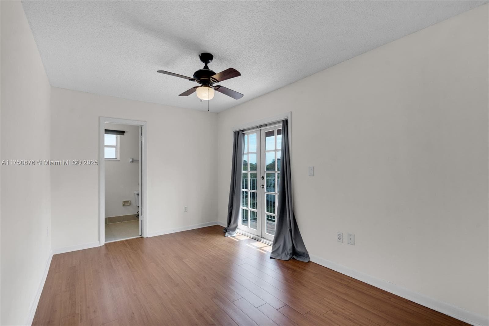 29 Santillane Ave # 7, Coral Gables FL 33134 — 13