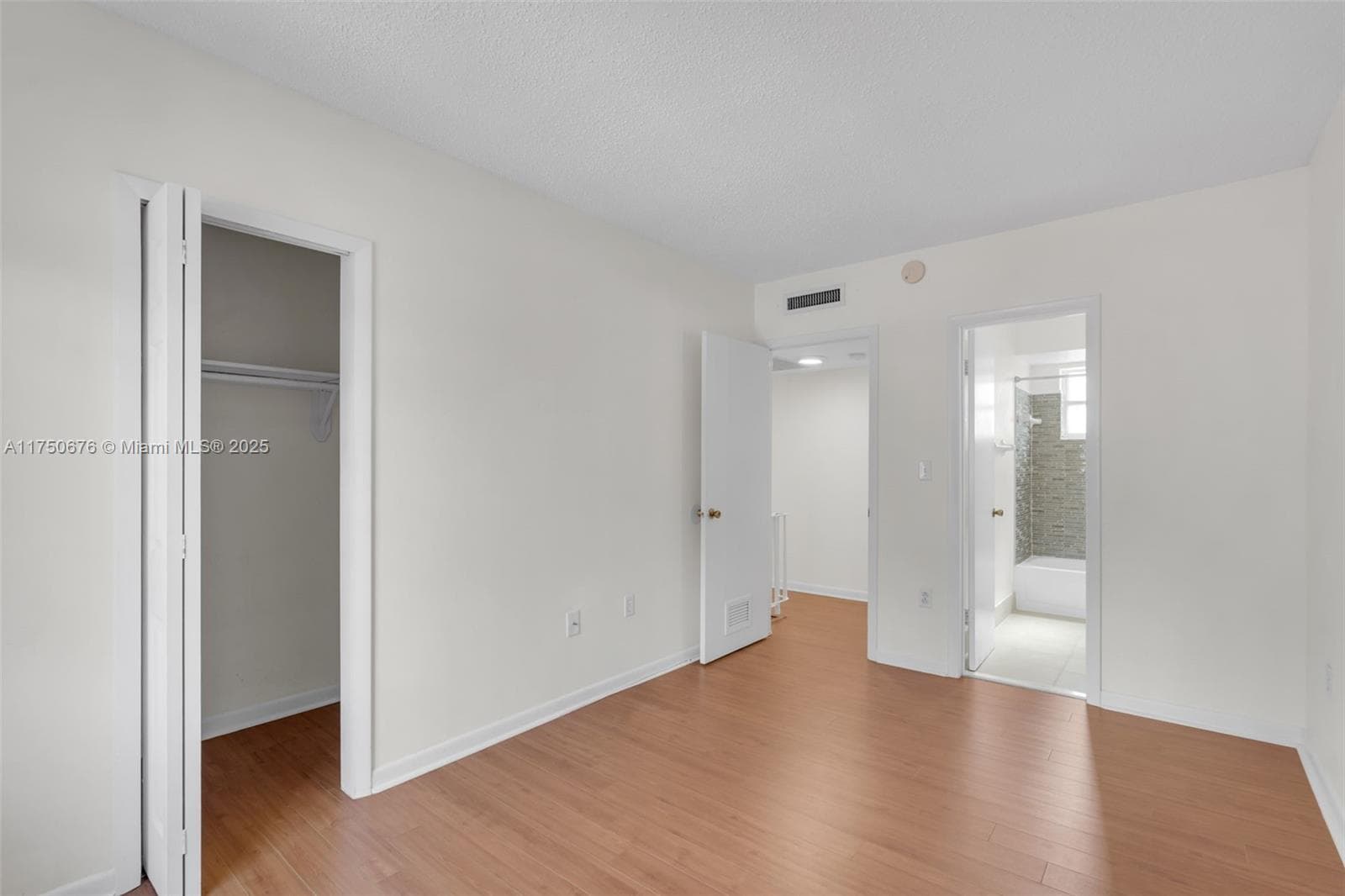 29 Santillane Ave # 7, Coral Gables FL 33134 — 17