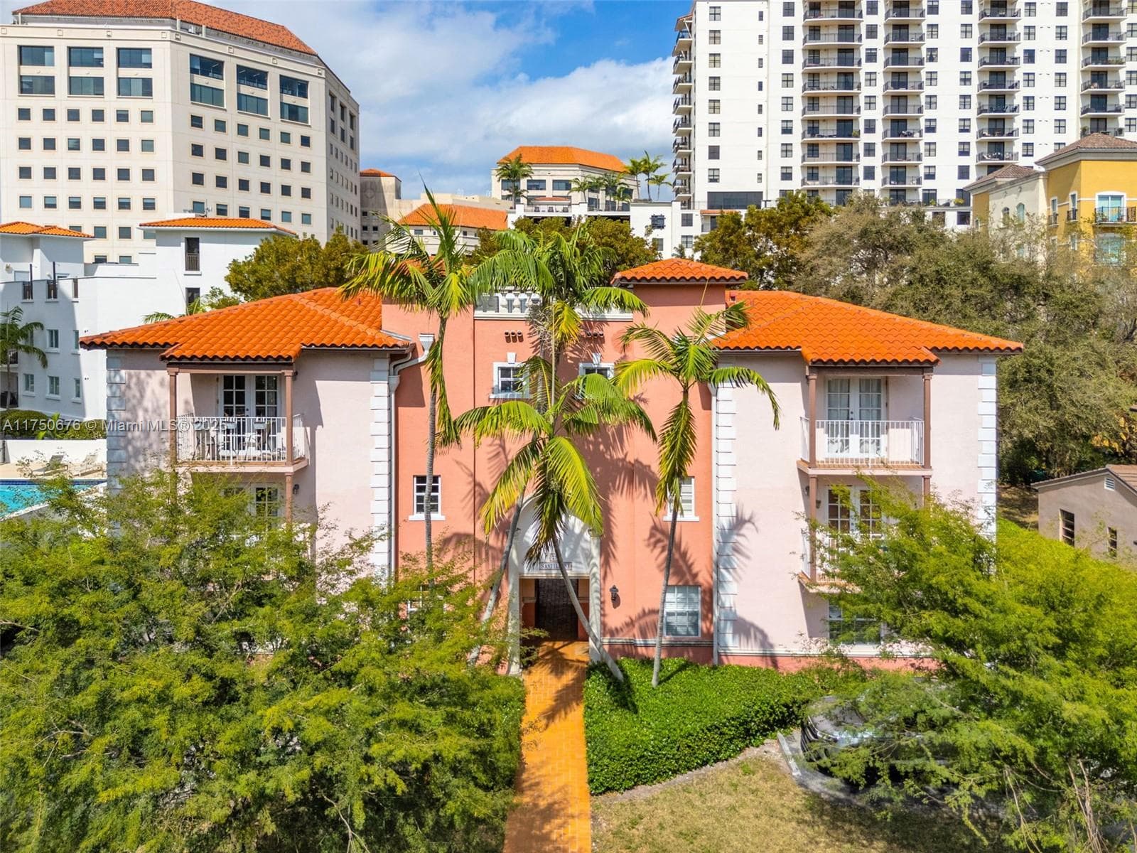 29 Santillane Ave # 7, Coral Gables FL 33134 — 1