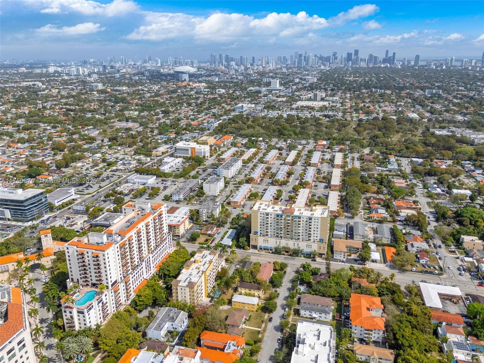 29 Santillane Ave # 7, Coral Gables FL 33134 — 35