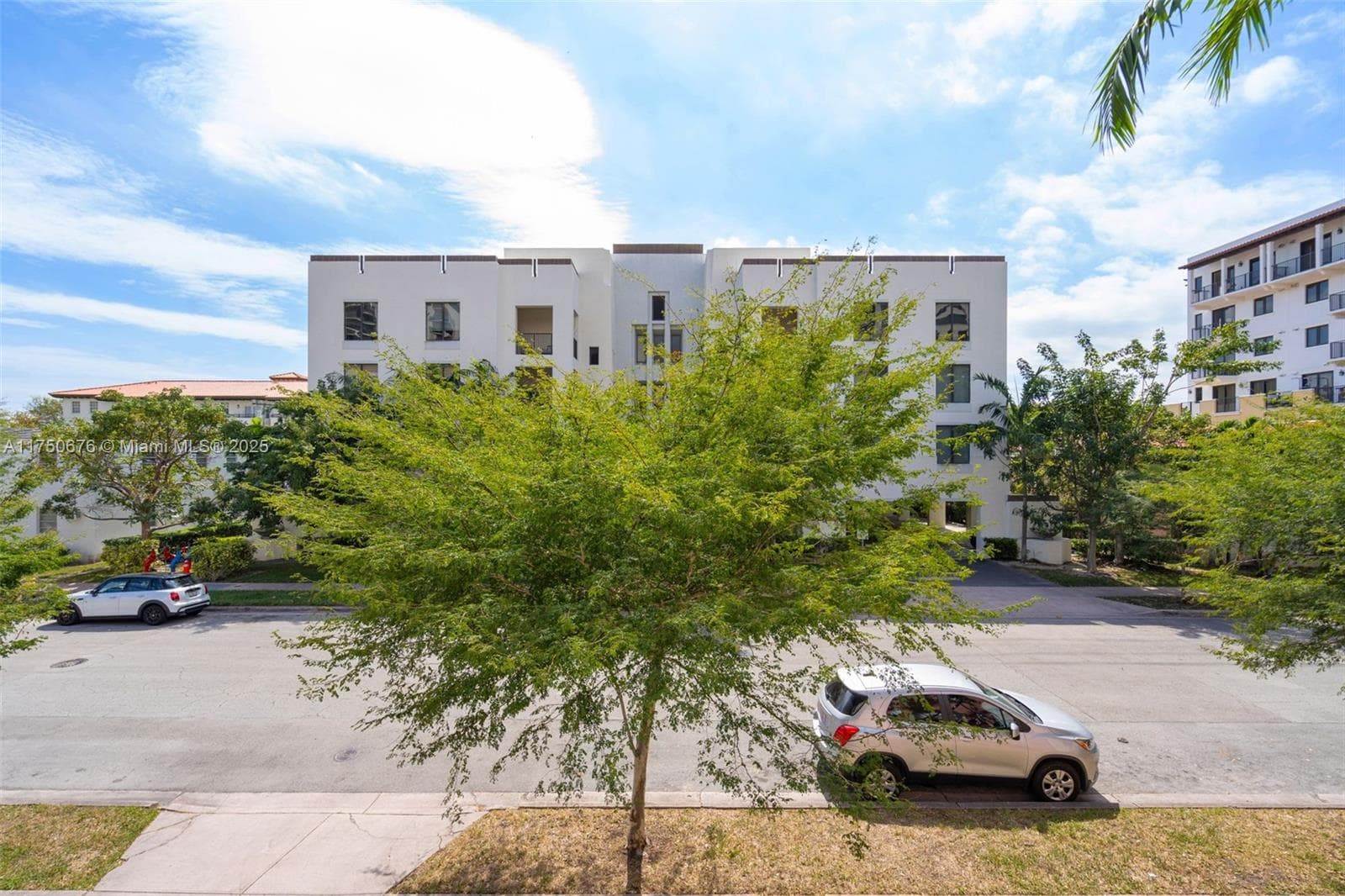 29 Santillane Ave # 7, Coral Gables FL 33134 — 21