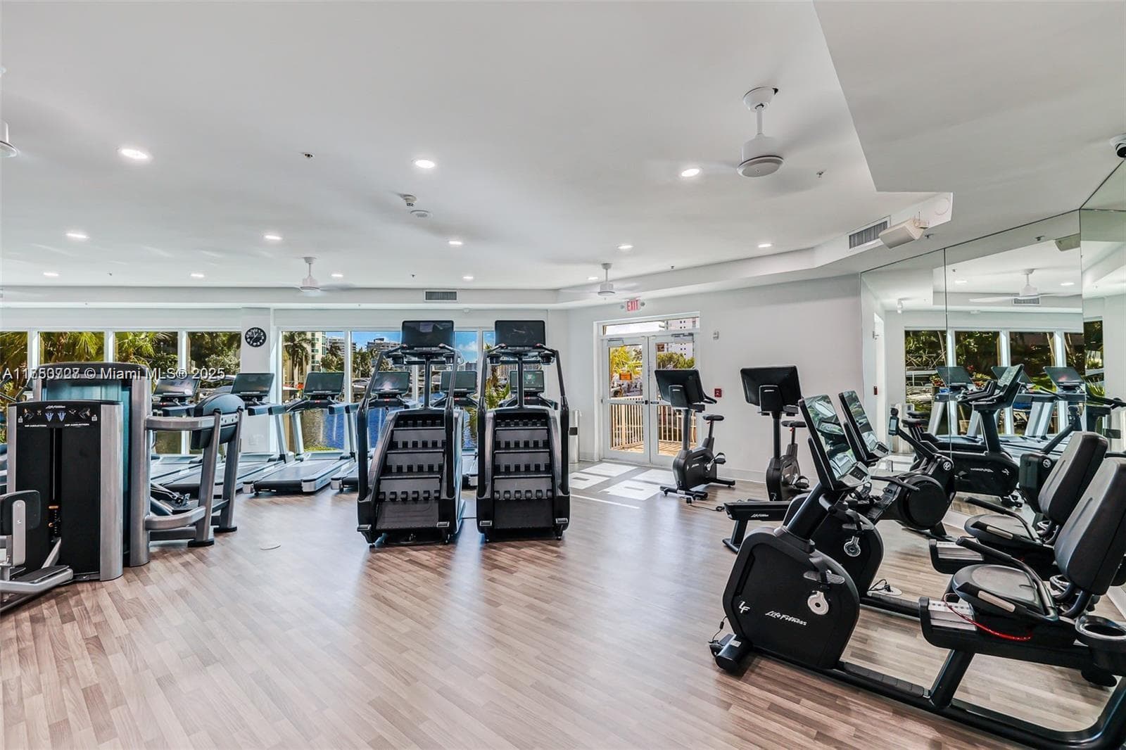100 Hidden Bay Condo, Aventura, FL — 36