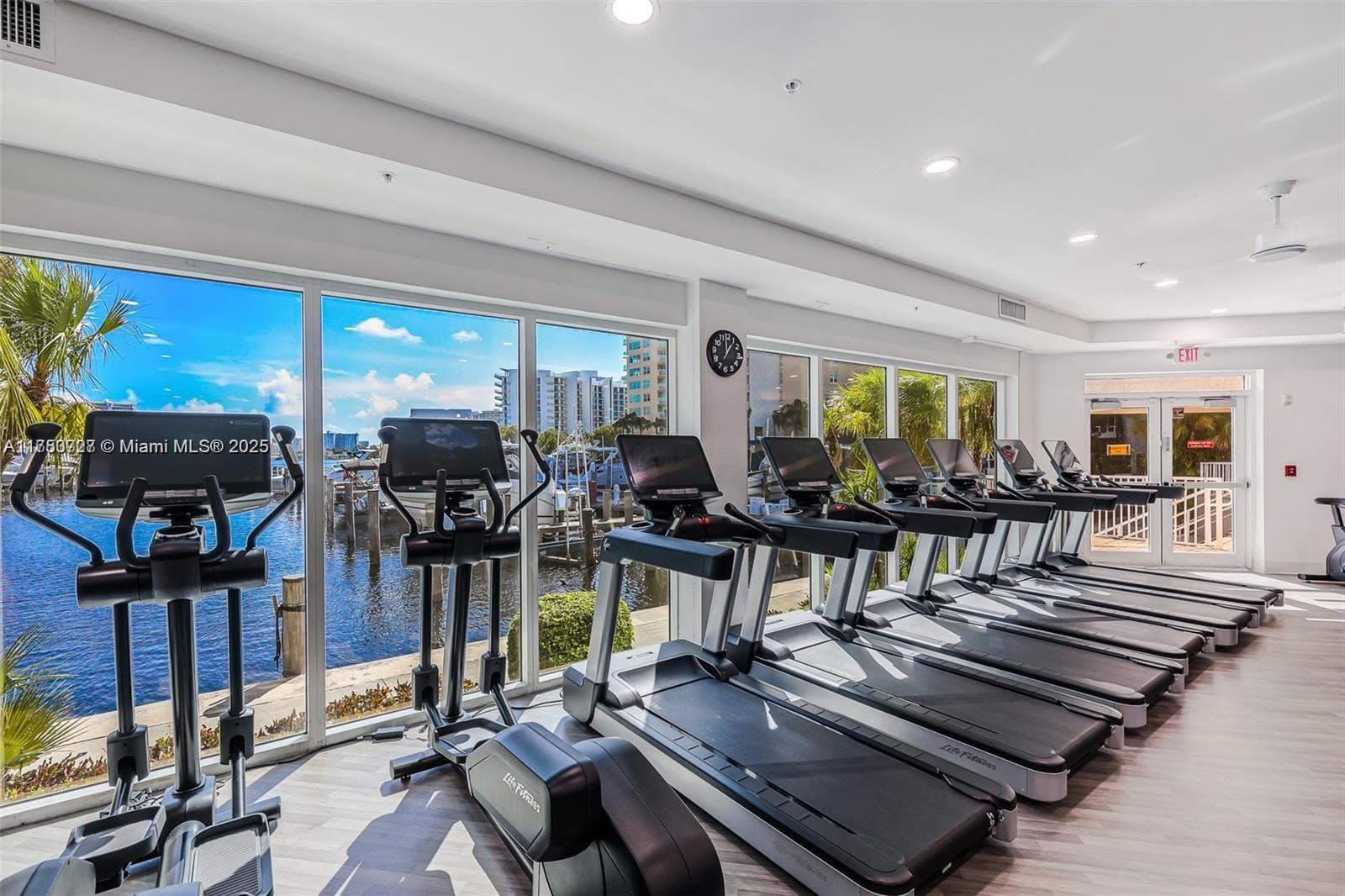 100 Hidden Bay Condo, Aventura, FL — 38