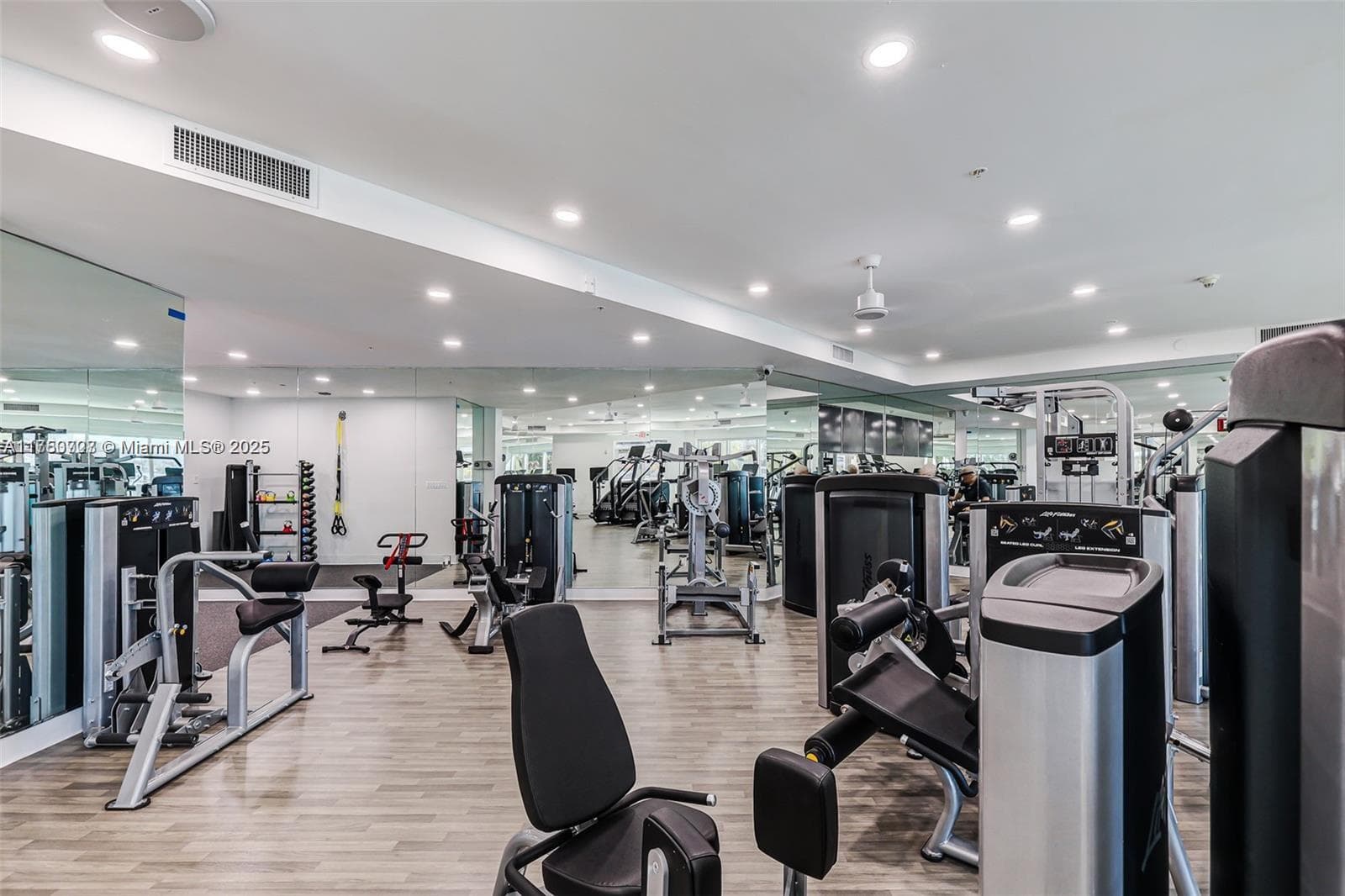 100 Hidden Bay Condo, Aventura, FL — 37