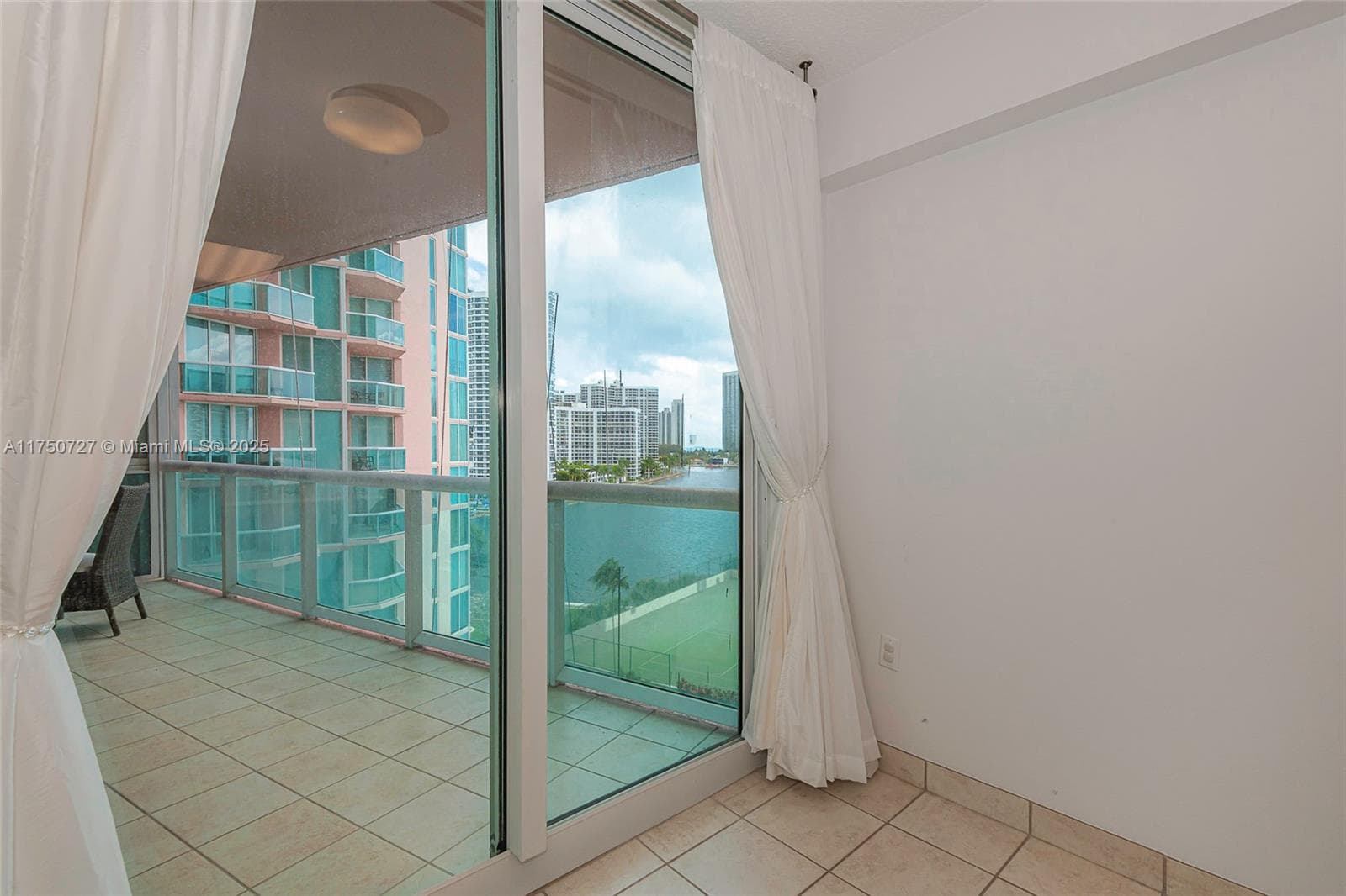 100 Hidden Bay Condo, Aventura, FL — 11