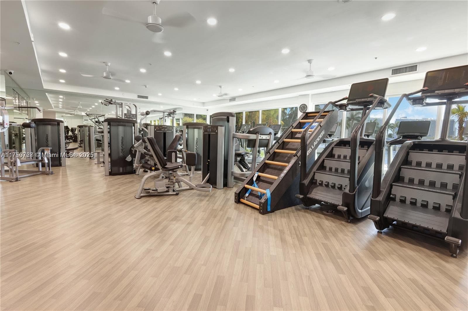 100 Hidden Bay Condo, Aventura, FL — 44
