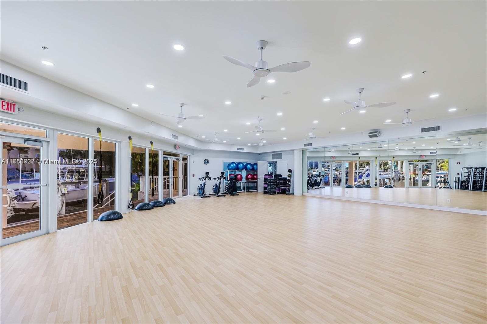 100 Hidden Bay Condo, Aventura, FL — 39