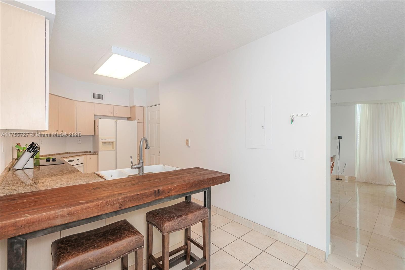 100 Hidden Bay Condo, Aventura, FL — 8