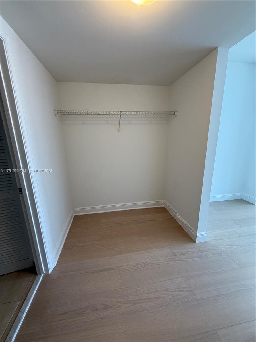 1750 N Bayshore Dr # 4809, Miami FL 33132 — 23