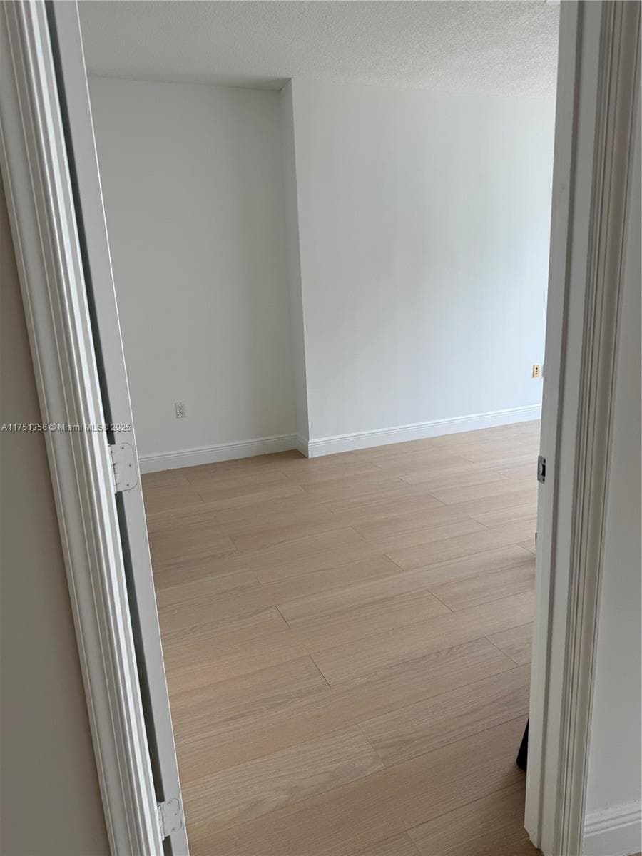 1750 N Bayshore Dr # 4809, Miami FL 33132 — 27