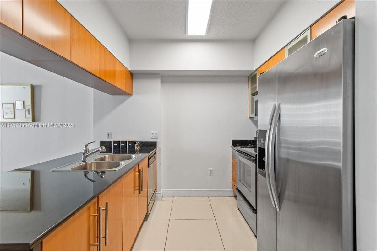 1750 N Bayshore Dr # 4809, Miami FL 33132 — 2