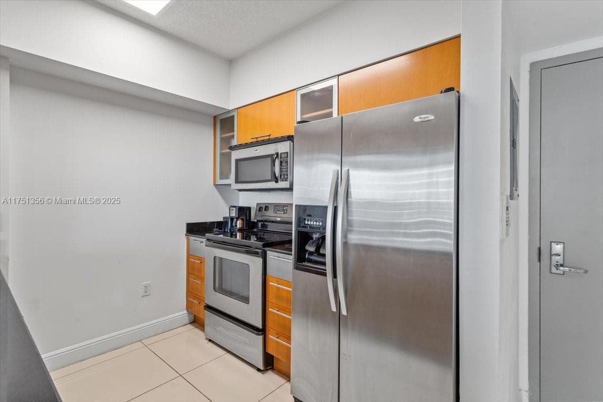1750 N Bayshore Dr # 4809, Miami FL 33132 — 3