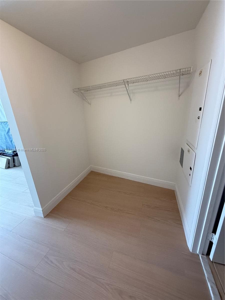 1750 N Bayshore Dr # 4809, Miami FL 33132 — 24