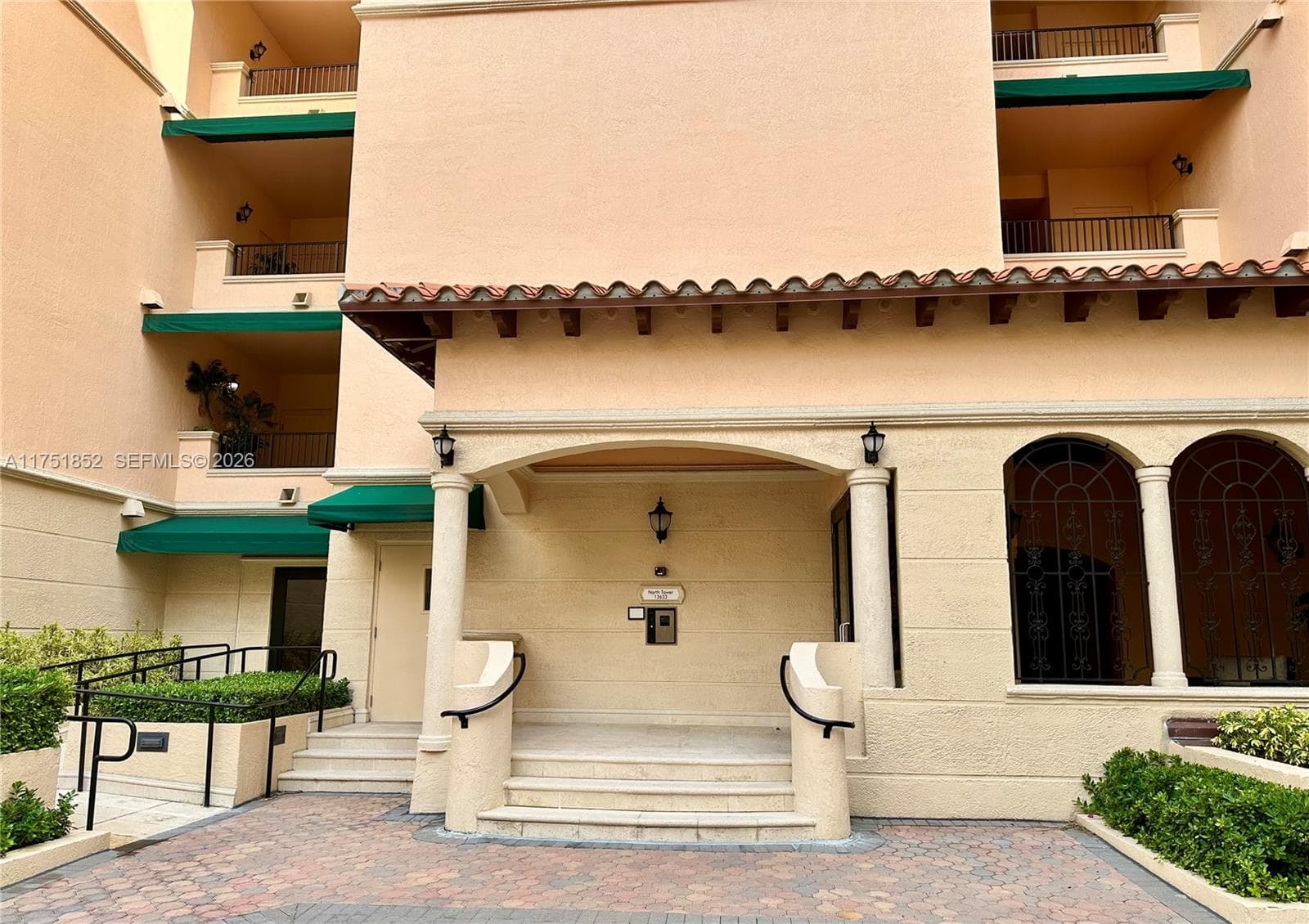 13633 Deering Bay Dr # 256, Coral Gables FL 33158 — 36