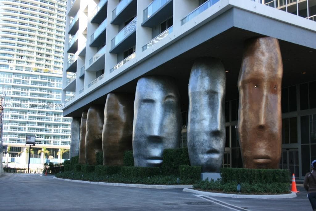 465 Brickell Ave # 2405, Miami FL 33131 — 1