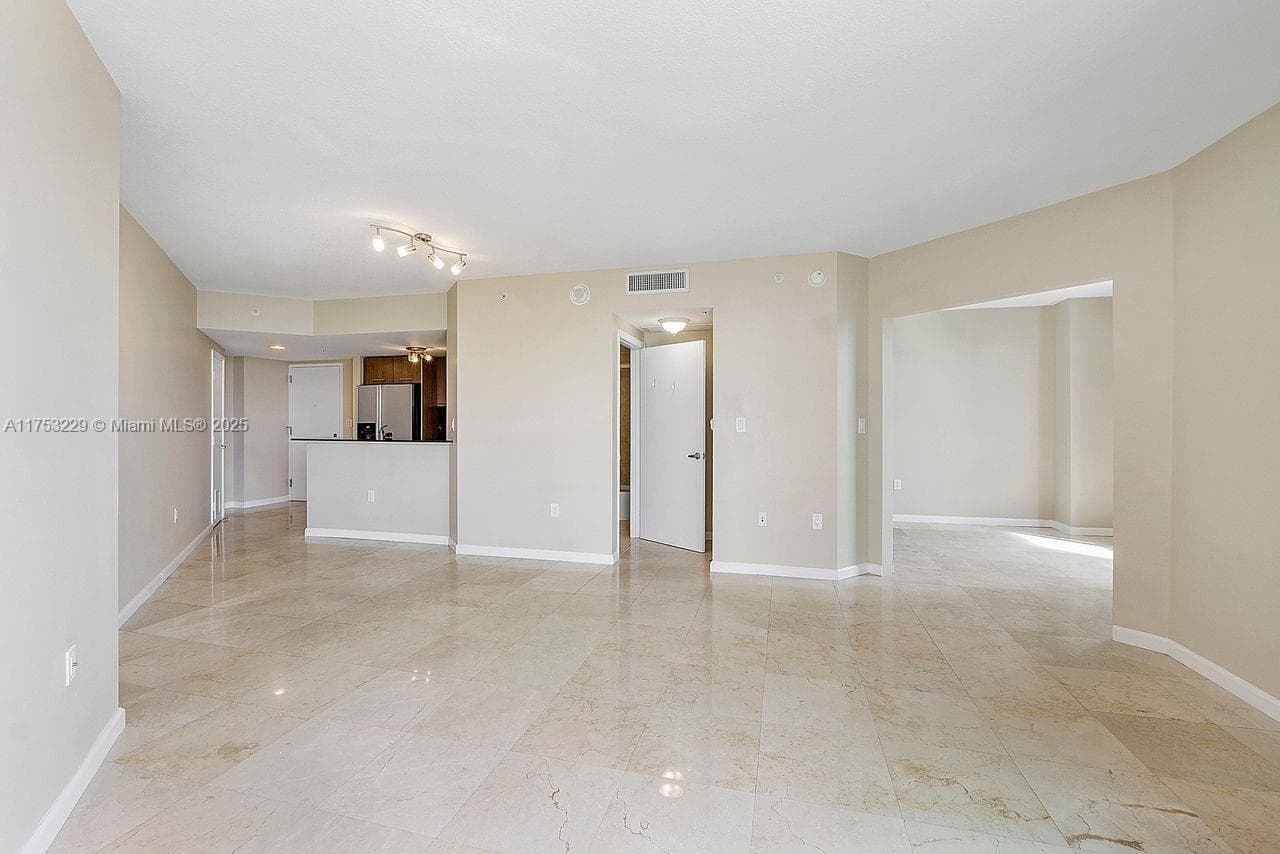 9066 SW 73rd Ct # 1904, Miami FL 33156 — 8