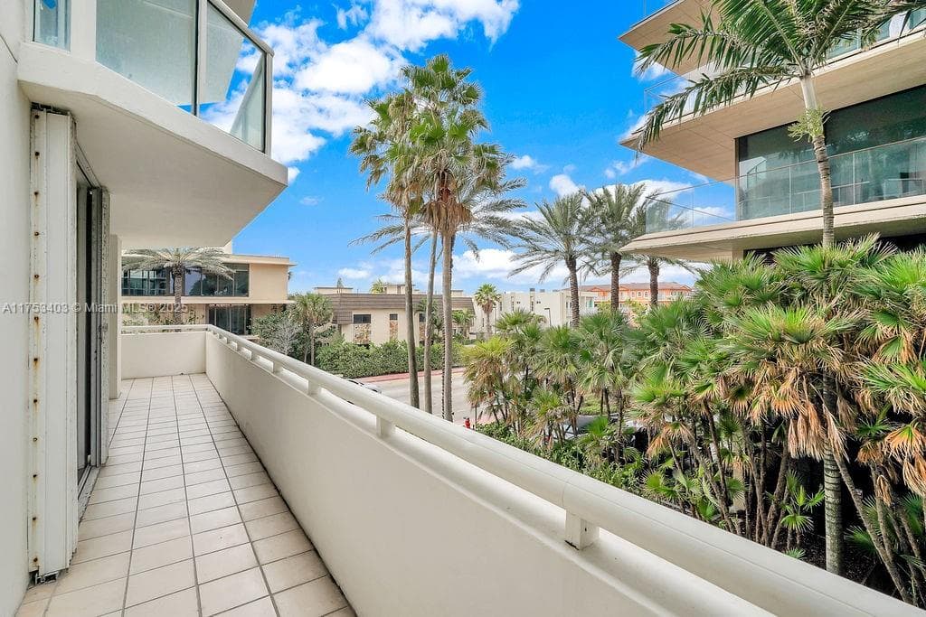 8925 Collins Ave # 2E, Surfside FL 33154 — 36