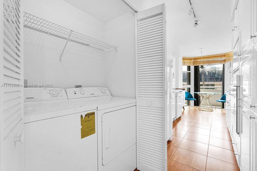 8925 Collins Ave # 2E, Surfside FL 33154 — 32