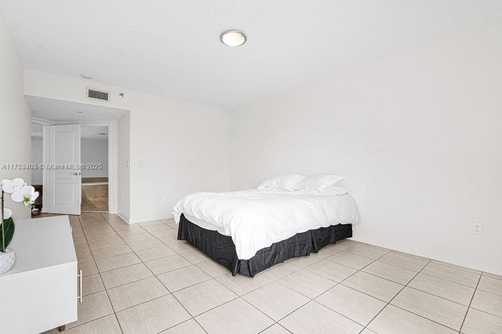8925 Collins Ave # 2E, Surfside FL 33154 — 20