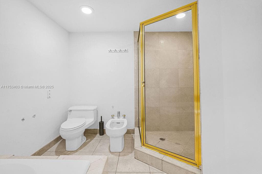 8925 Collins Ave # 2E, Surfside FL 33154 — 24